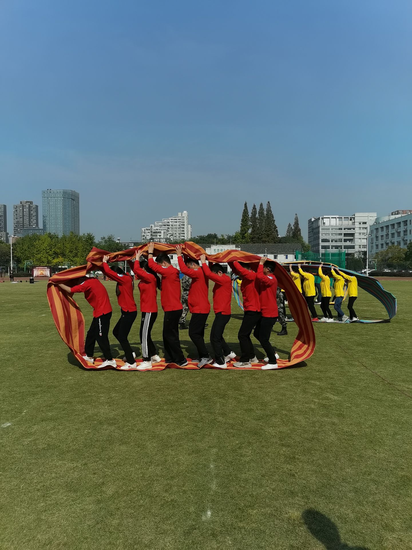 1574076705345340.jpg 红风火轮.jpg