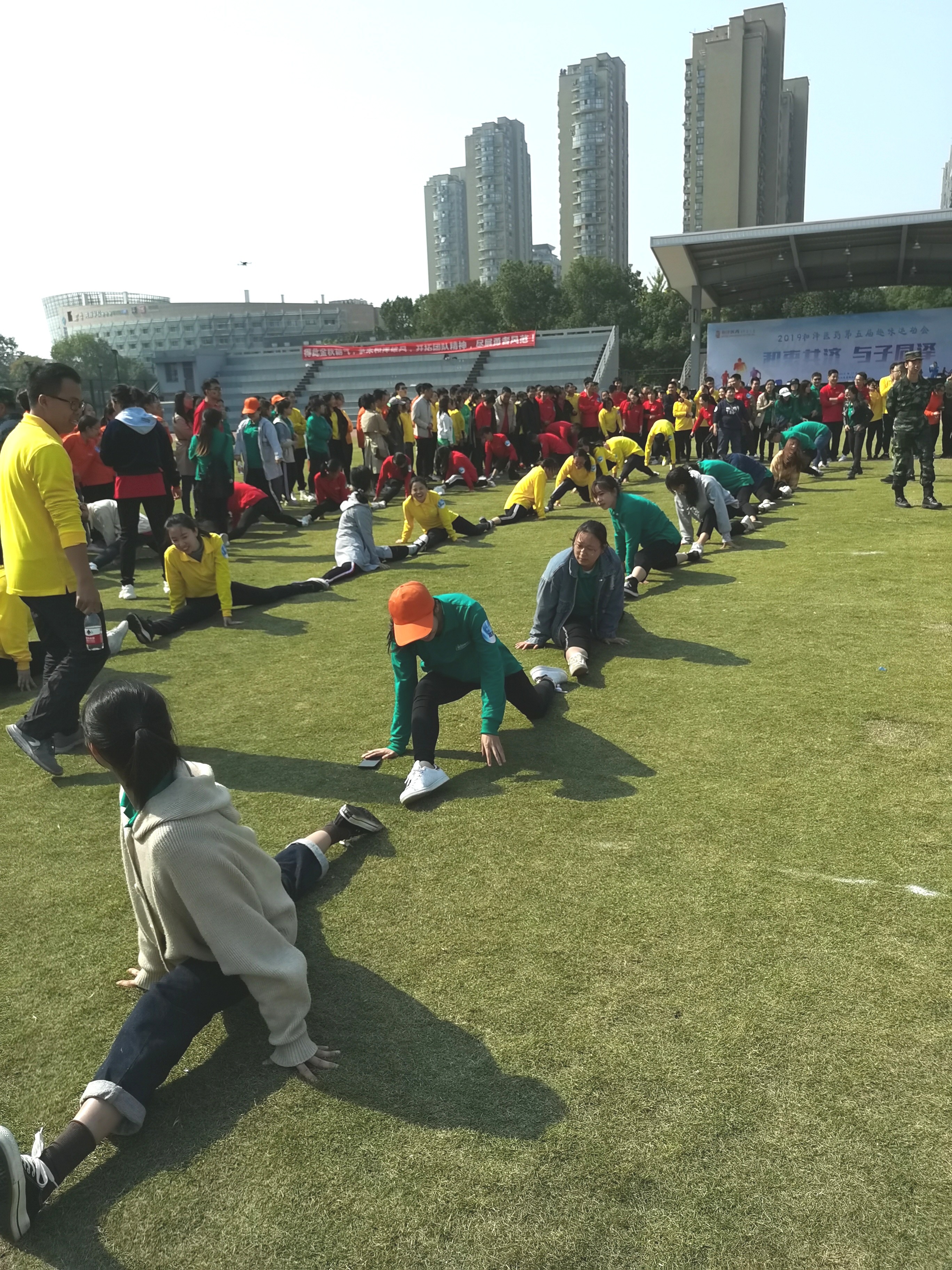 1574076814812785.jpg 黄一.jpg