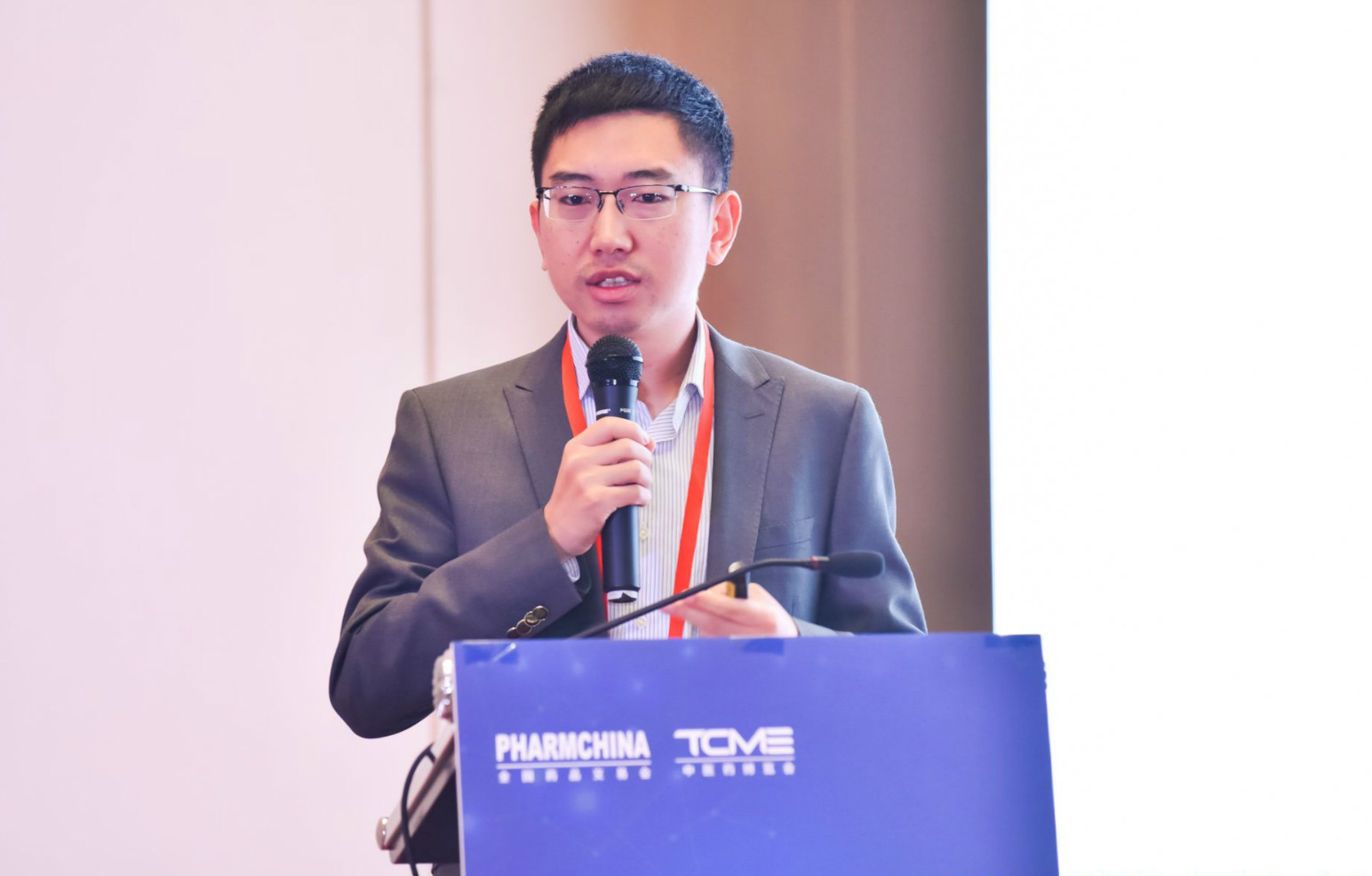 1575941475513021.jpg 1575941475513021.jpg