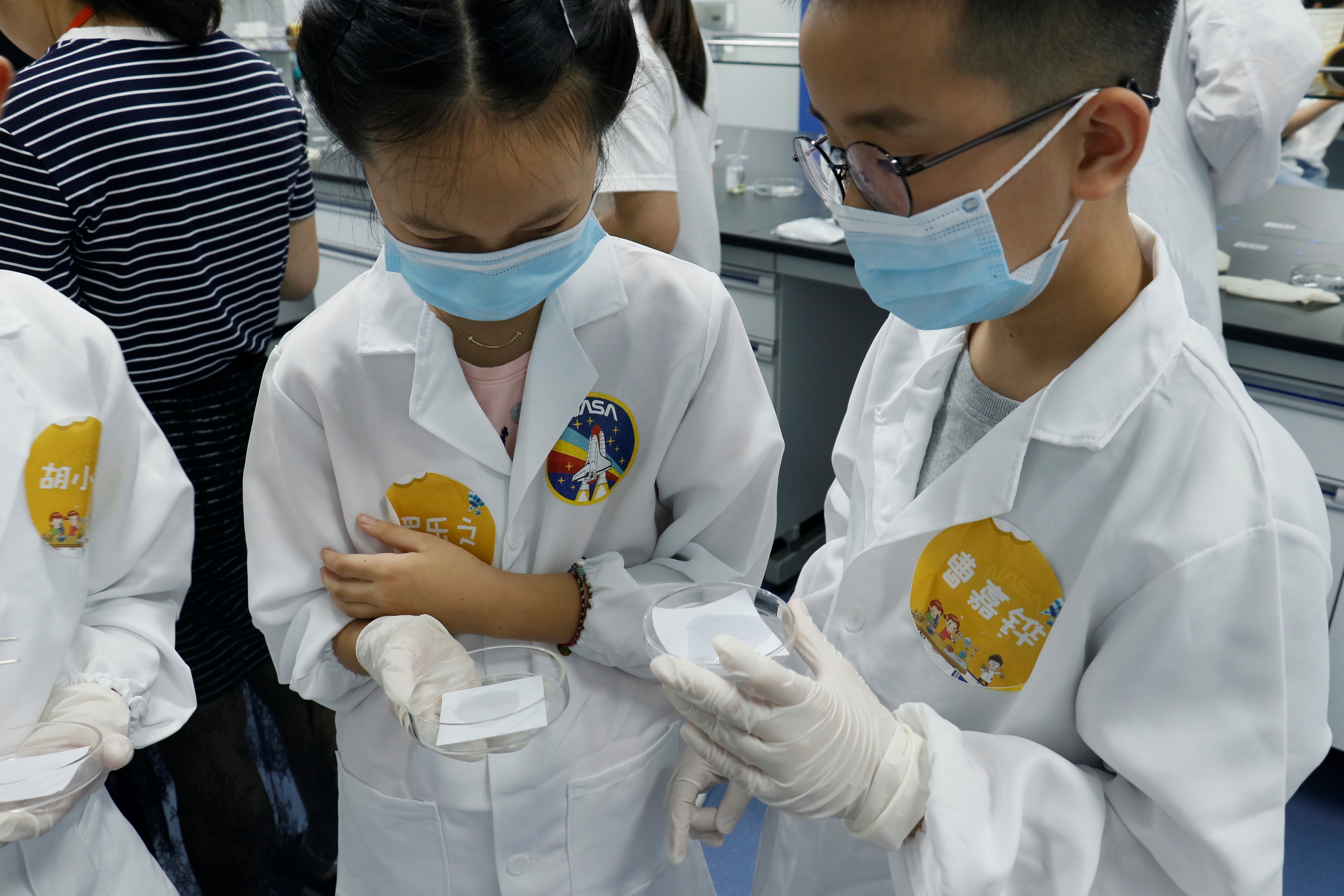 1598495432307568.jpg 1598495432307568.jpg