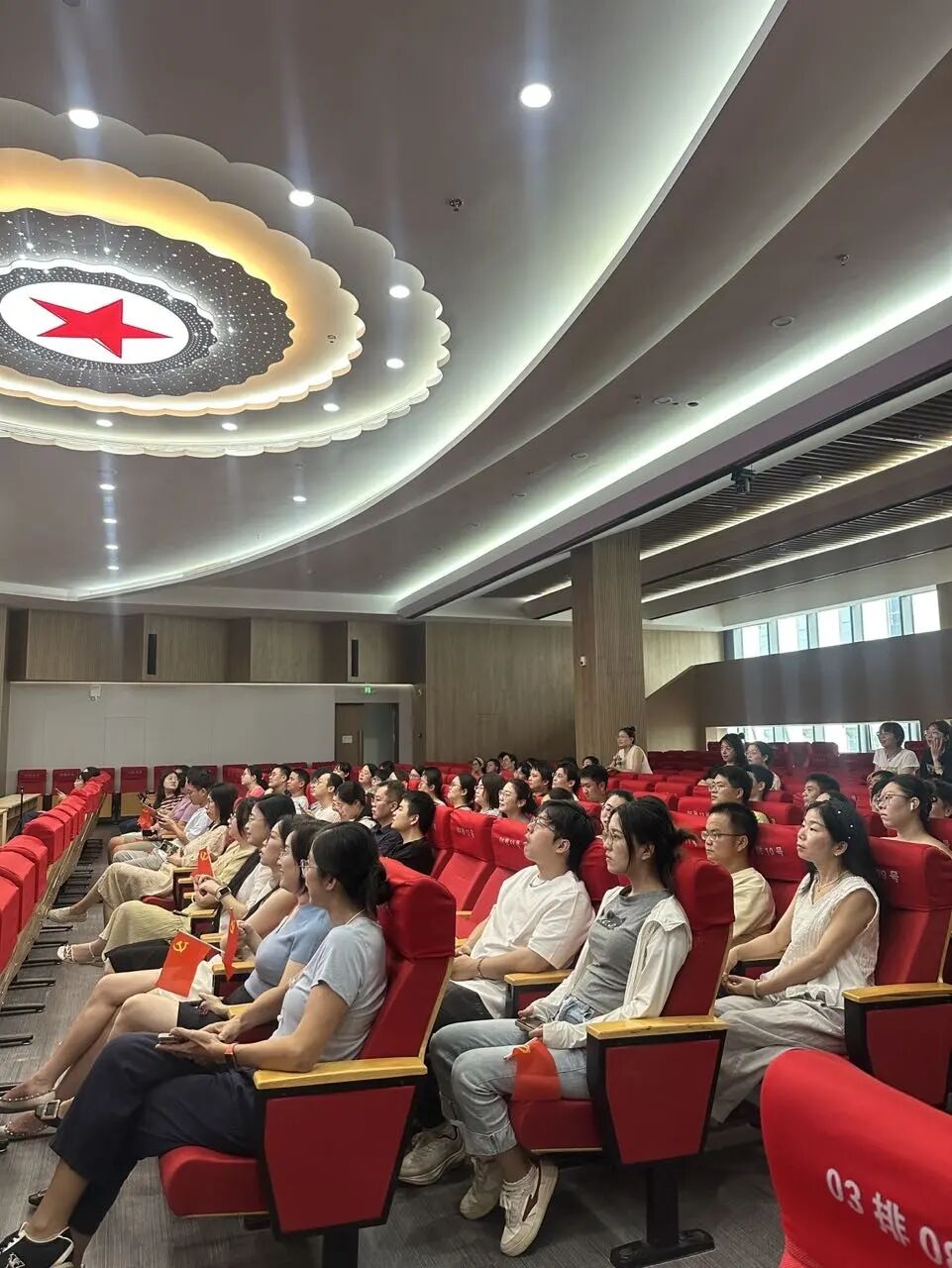 20250925145152888979.jpg 微信图片_2025-09-25_144825_452.jpg